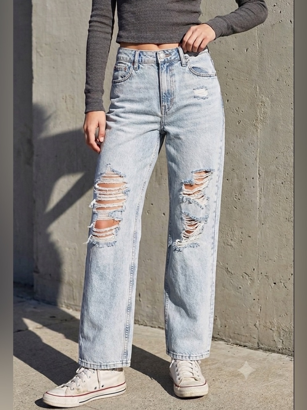 Aeropostale Vintage Wash '90s Baggy Distressed High Waisted Jeans Size 8